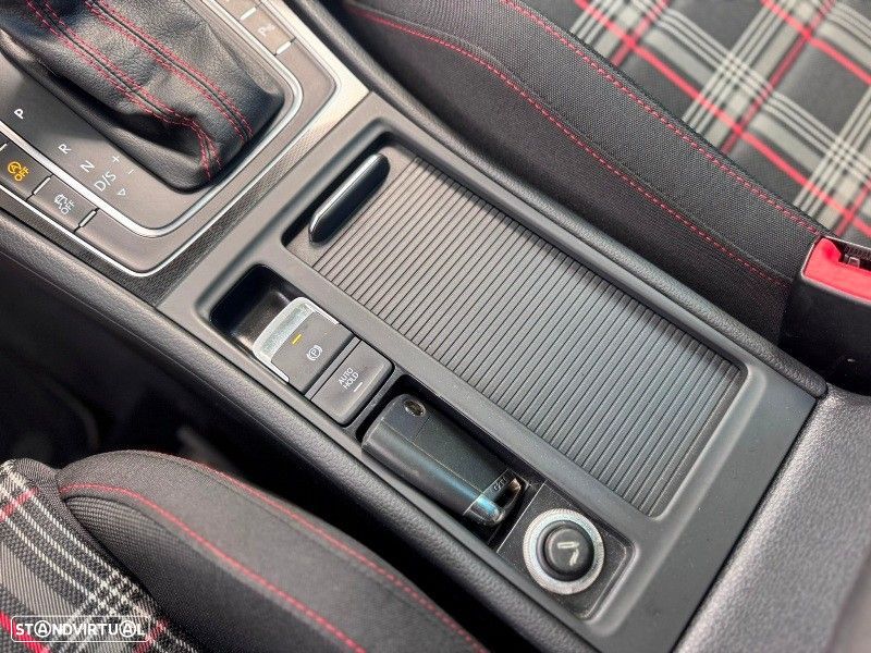 VW Golf 2.0 TSi GTi DSG Performance - 45