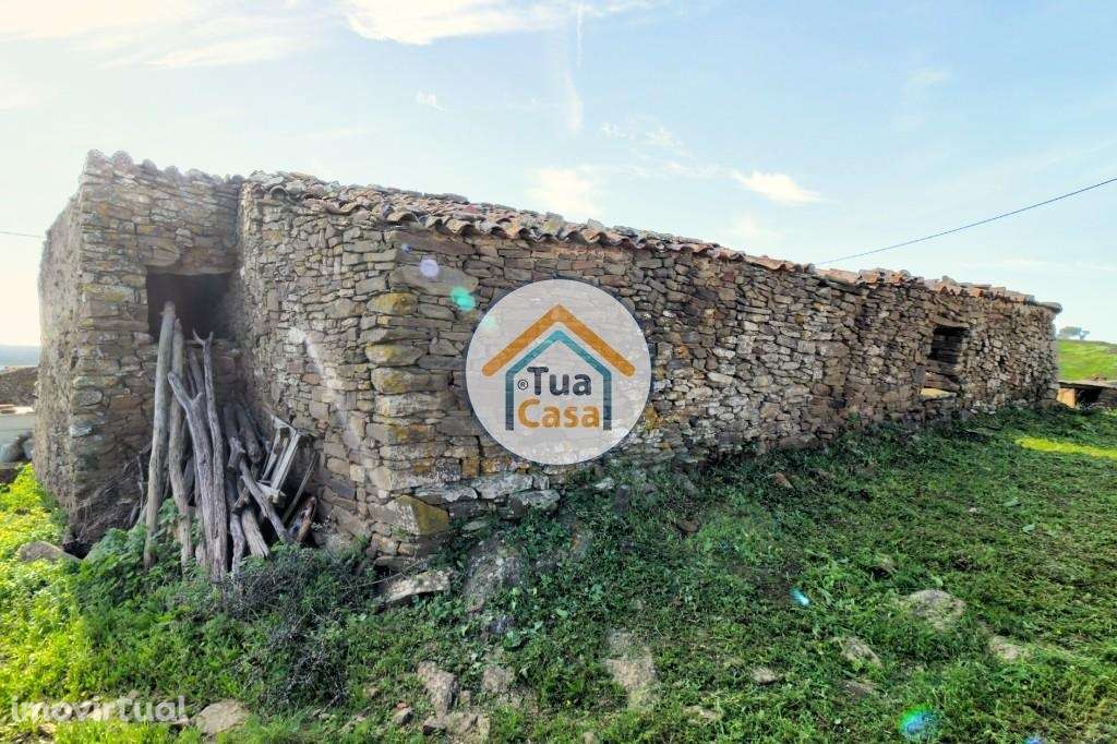 Moradia Urbana para Recuperar com Furo na Serra de Tavira - Grande imagem: 4/22