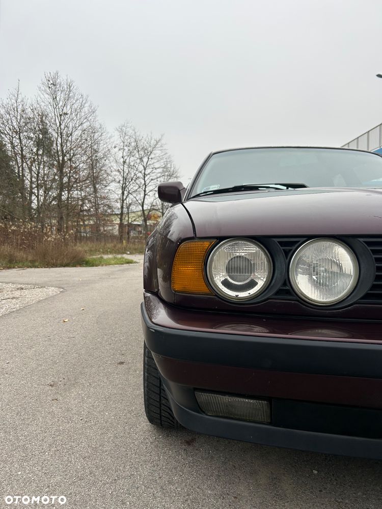 BMW Seria 5 525i - 12