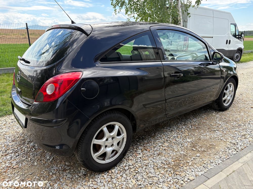 Opel Corsa 1.4 16V Edition - 14
