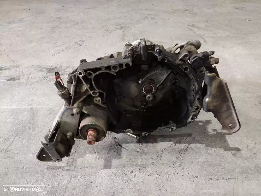 CAIXA VELOCIDADES MITSUBISHI CARISMA 1998 -JC5 225 - 2