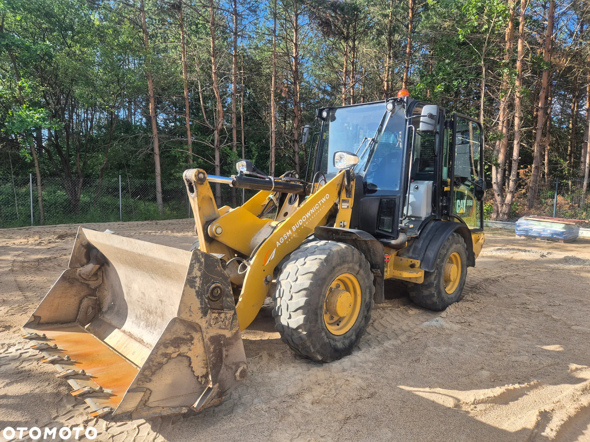 Caterpillar 906M - 7