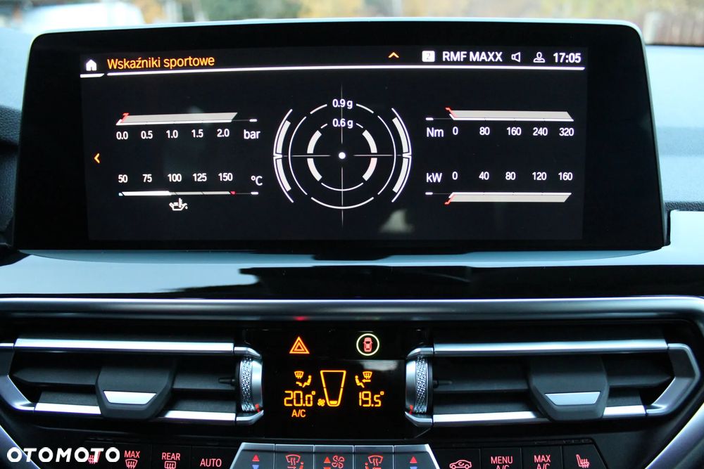 BMW X3 xDrive20i Luxury Line - 38