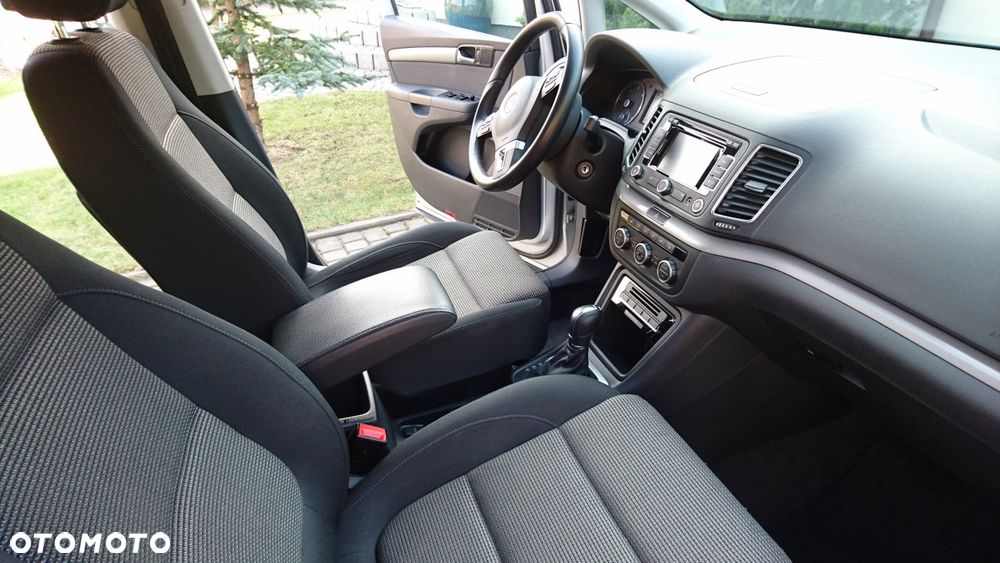 Volkswagen Sharan 2.0 TDI Comfortline DSG - 12