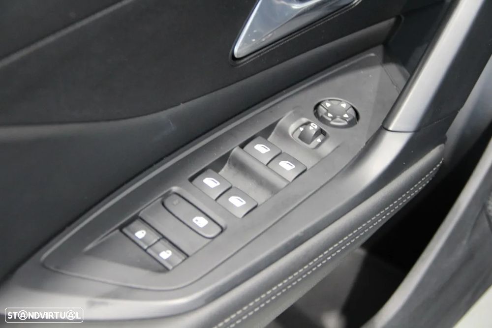 Peugeot 308 SW 1.2 PureTech Allure Pack - 6