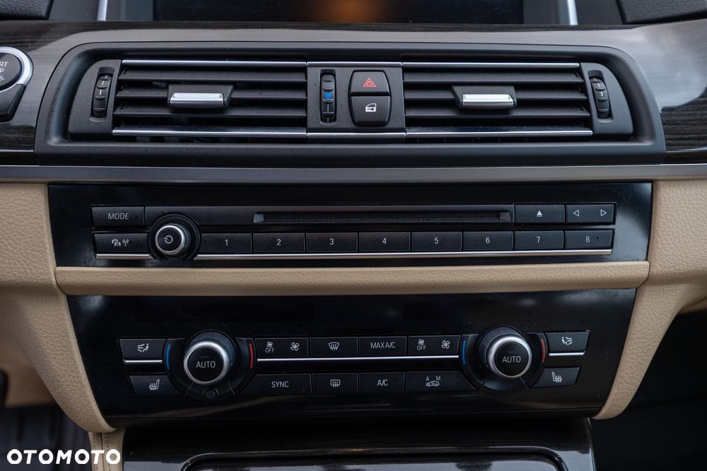 BMW Seria 5 530d Modern Line - 26