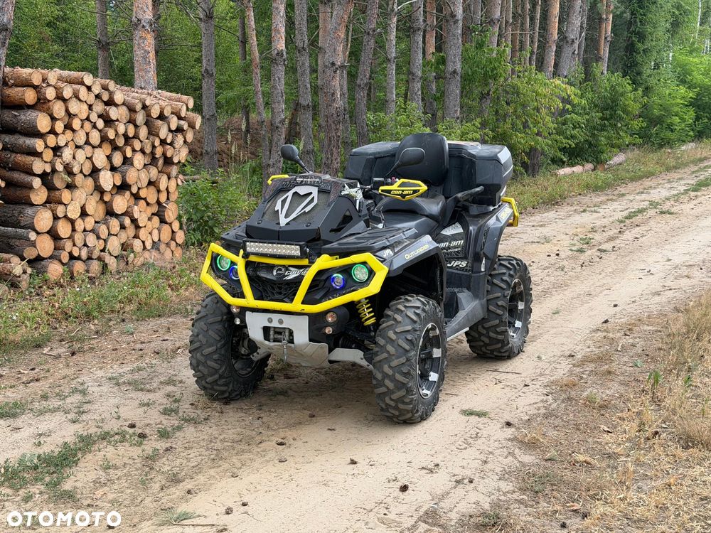 Can-Am Outlander Max - 1
