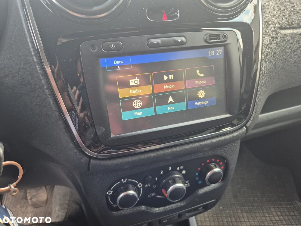 Dacia Lodgy dCi 90 Laureate - 13