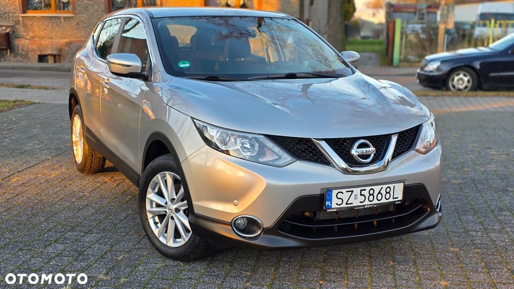 Nissan Qashqai 1.2 DIG-T N-Connecta EU6 - 1