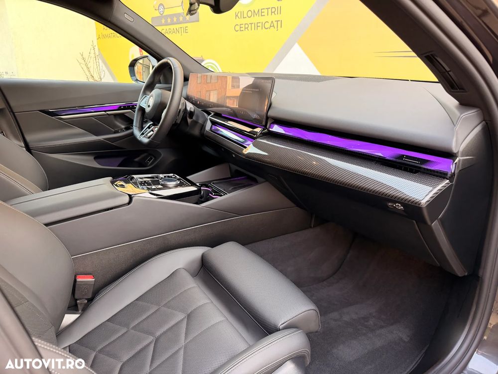 BMW Seria 5 520i AT MHEV - 8