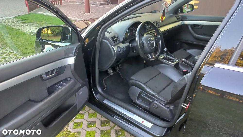 Audi A4 Limousine 2 - 17