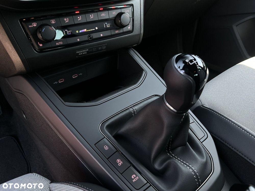 Seat Arona - 24