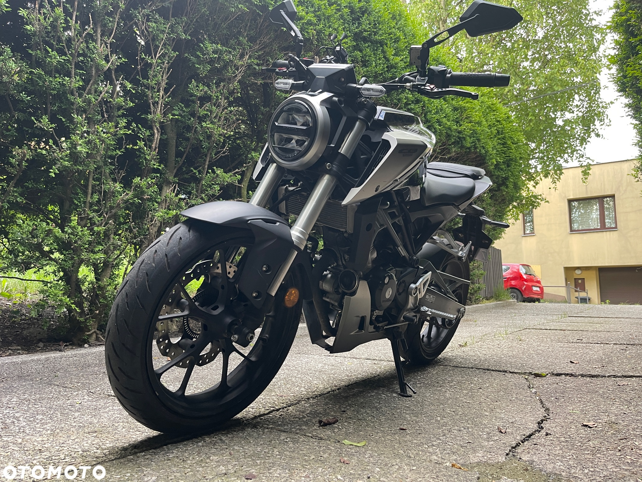 Honda CB - 4