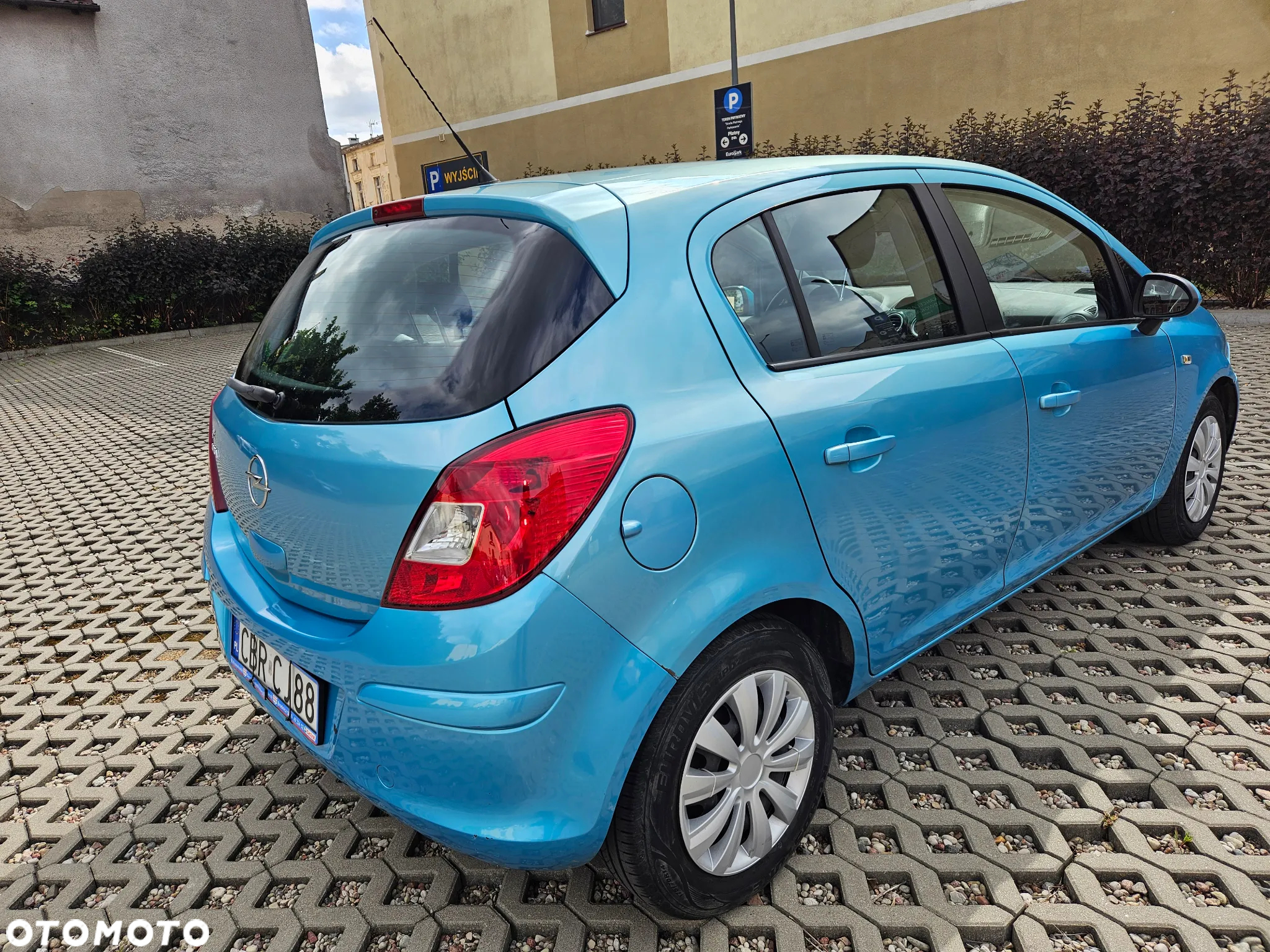 Opel Corsa 1.4 16V Color Edition - 8