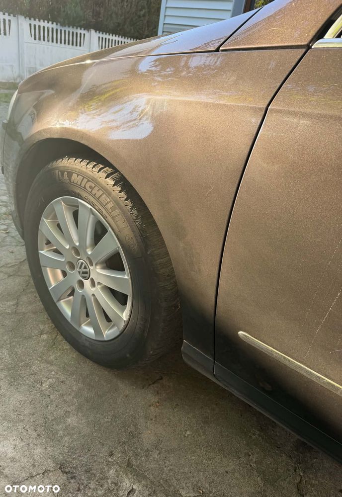 Volkswagen Passat 2.0 TDI Comfortline DSG - 25