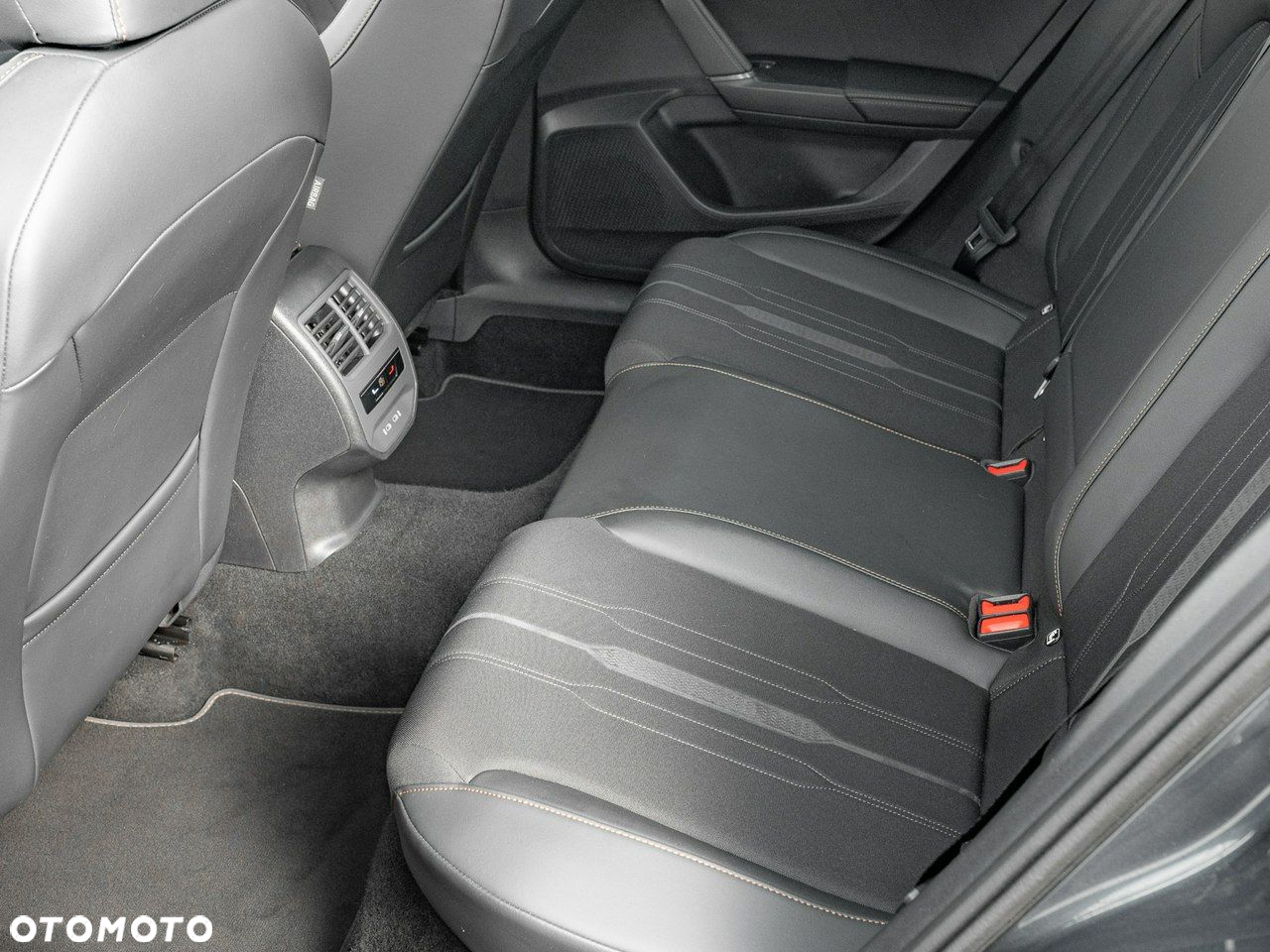 Cupra Formentor 2.0 TSI 4Drive DSG - 25