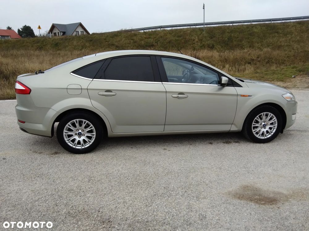 Ford Mondeo 2.0 TDCi Viva Titanium - 4