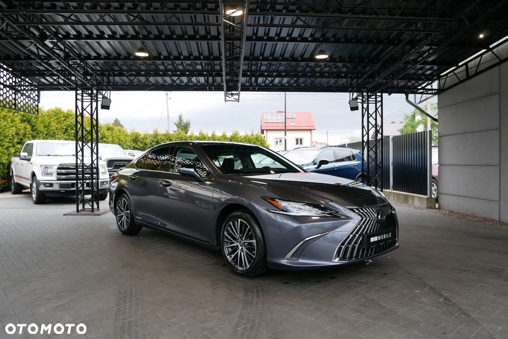 Lexus ES 300h Prestige - 2