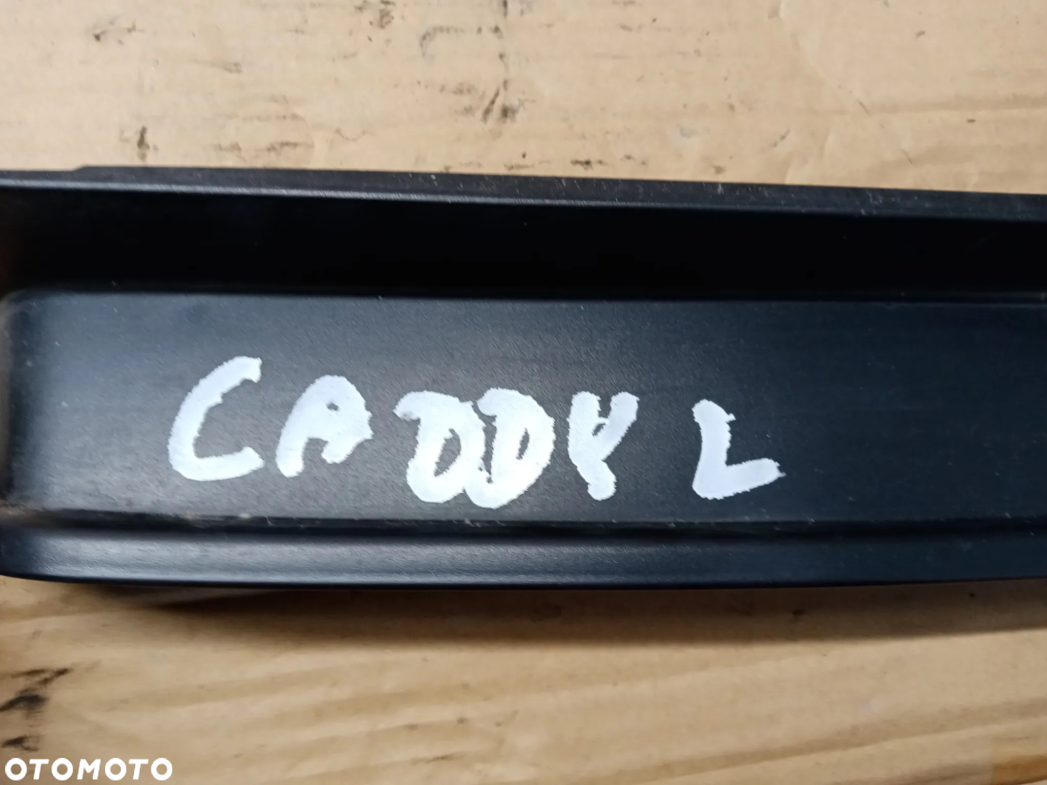 Osłona zaślepka lampy lewy tył VW Caddy III 2K0945311C 2K0945095C - 7