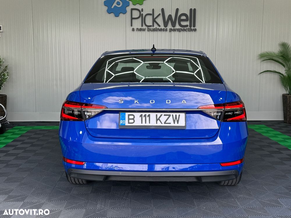 Skoda Superb 2.0 TDI DSG Ambition - 6