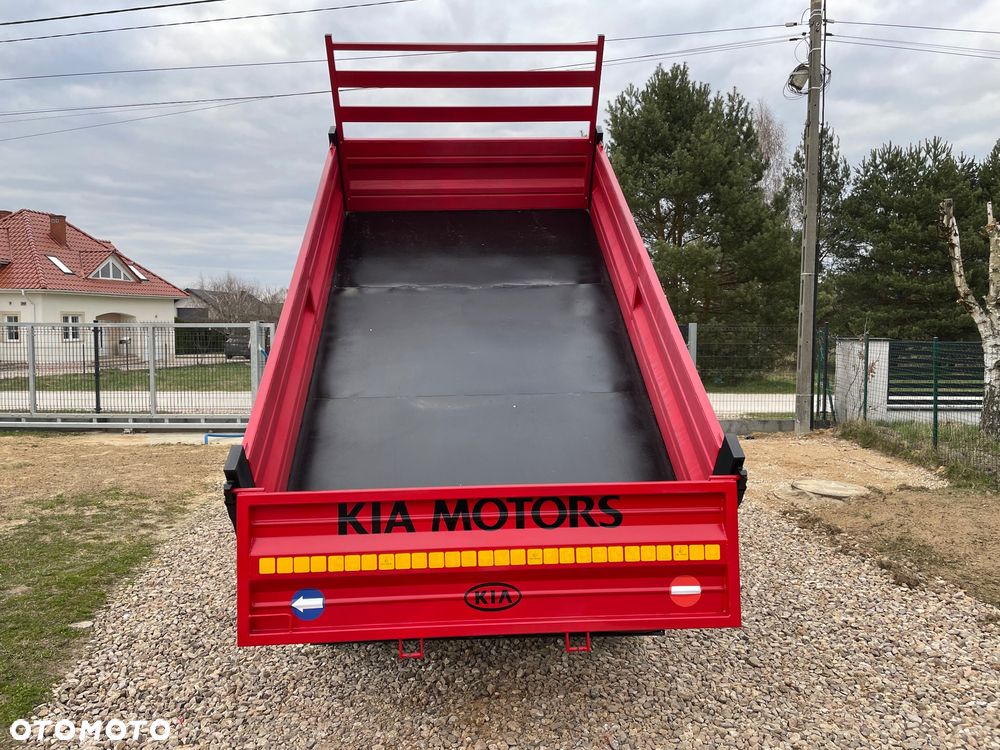 Kia K2500 - 12