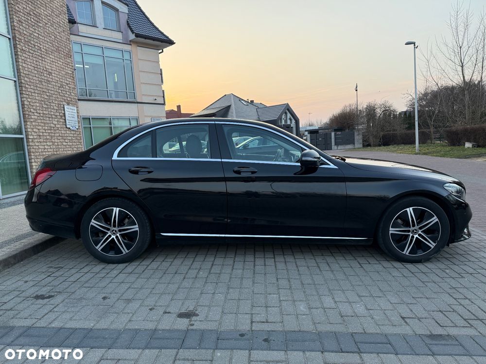 Mercedes-Benz Klasa C 180 d 9G-TRONIC Avantgarde - 4