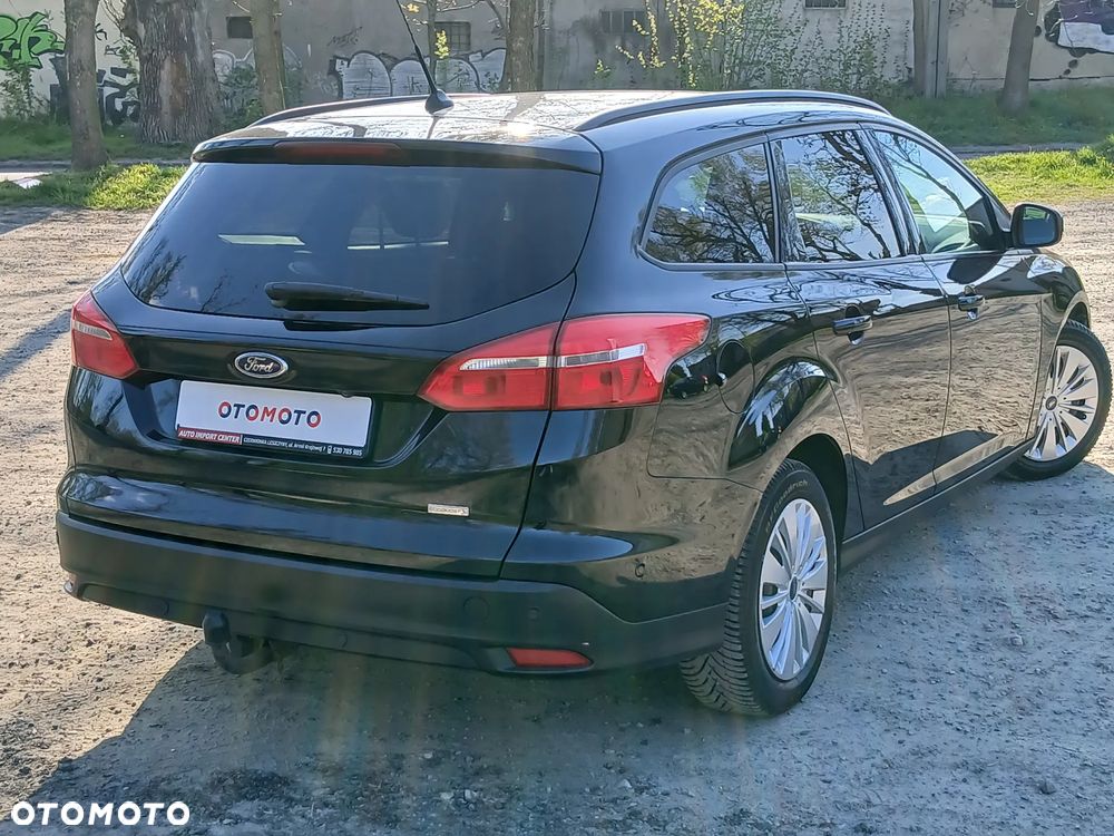 Ford Focus 1.0 EcoBoost STart-Stopp-System TITANIUM - 36