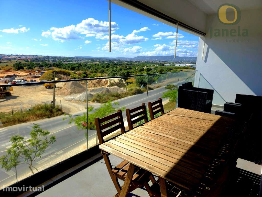 Fantástico T3 com Vista Mar e cidade, perto do Shopping - Grande imagem: 3/28