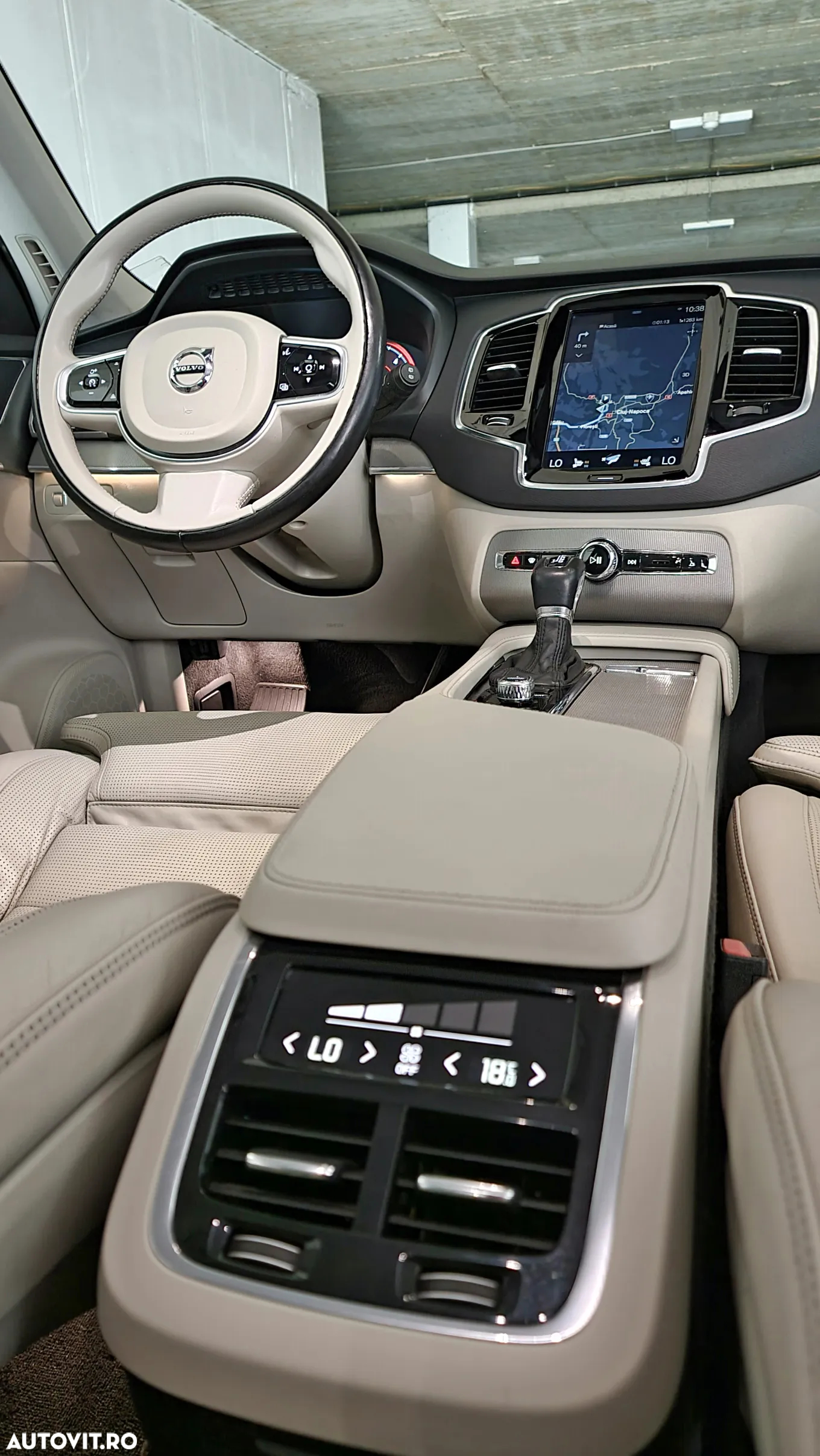 Volvo XC 90 D5 AWD Geartronic Inscription - 16