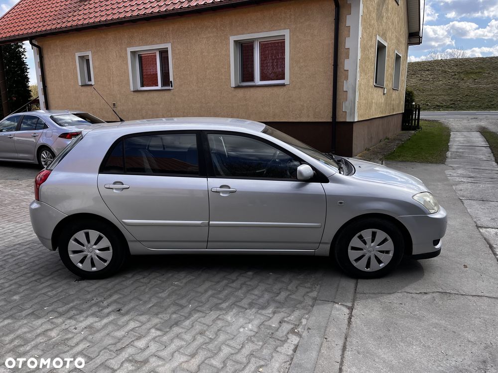 Toyota Corolla 2.0 D-4D Executive - 3