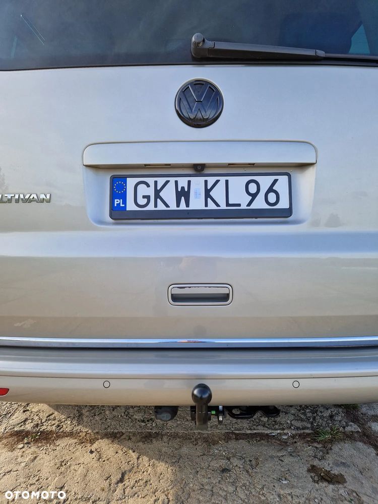 Volkswagen Multivan - 10