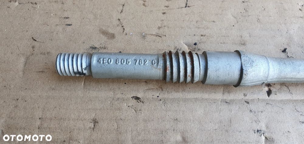 Hak holowniczy ucho Audi A8 D3 4E0805782C - 3