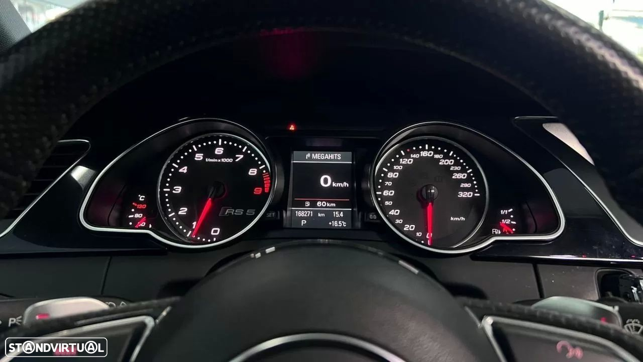 Audi RS5 4.2 FSi quattro S tronic Exclusive - 11
