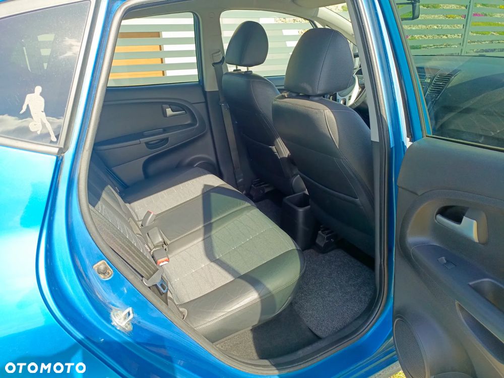 Kia Venga 1.6 L - 13