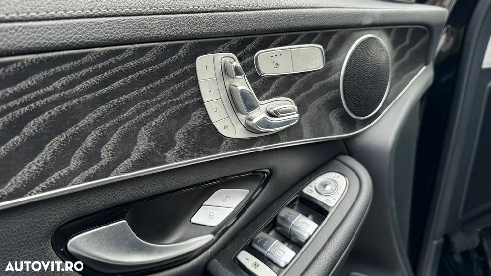 Mercedes-Benz GLC 300 4MATIC 9G-TRONIC AMG Line - 20