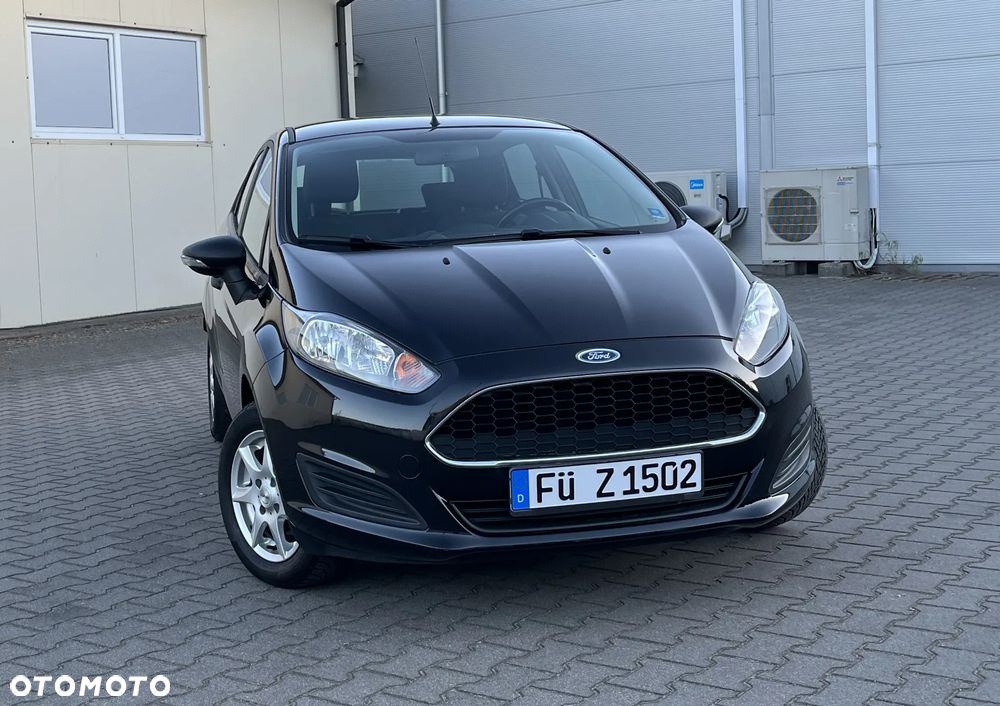 Ford Fiesta 1.25 Ghia - 33