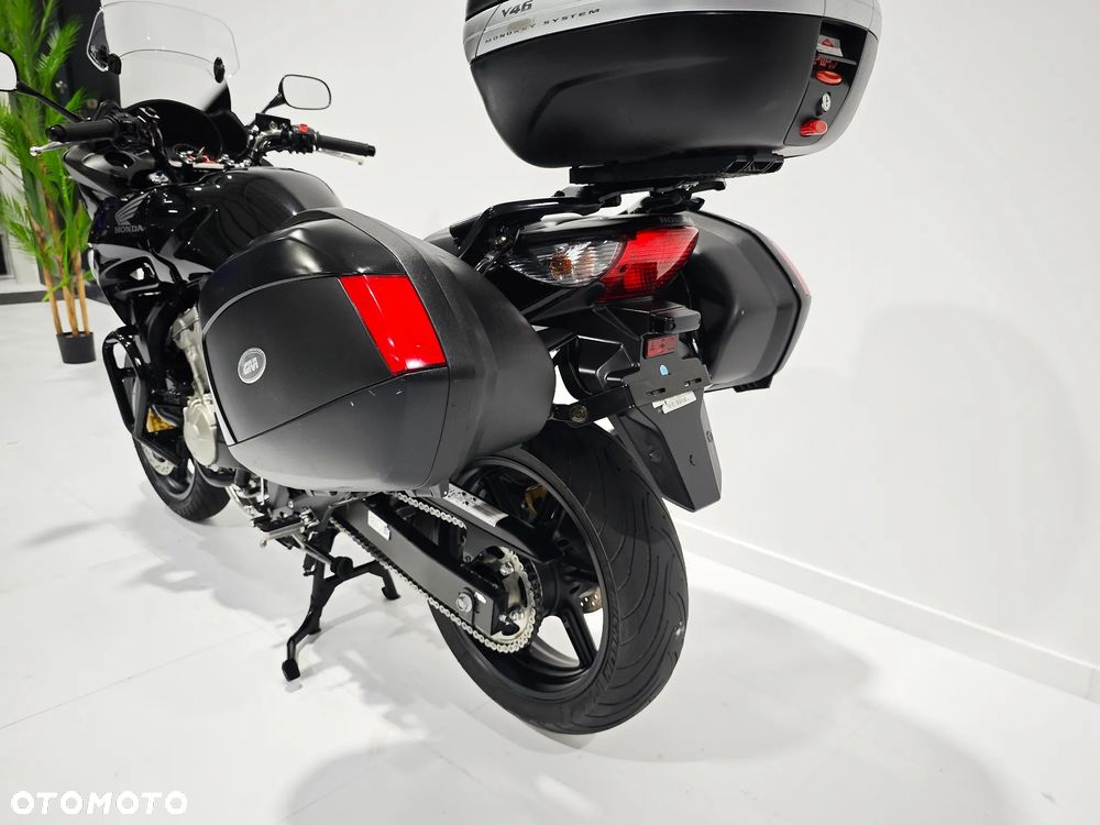 Honda CBF - 21