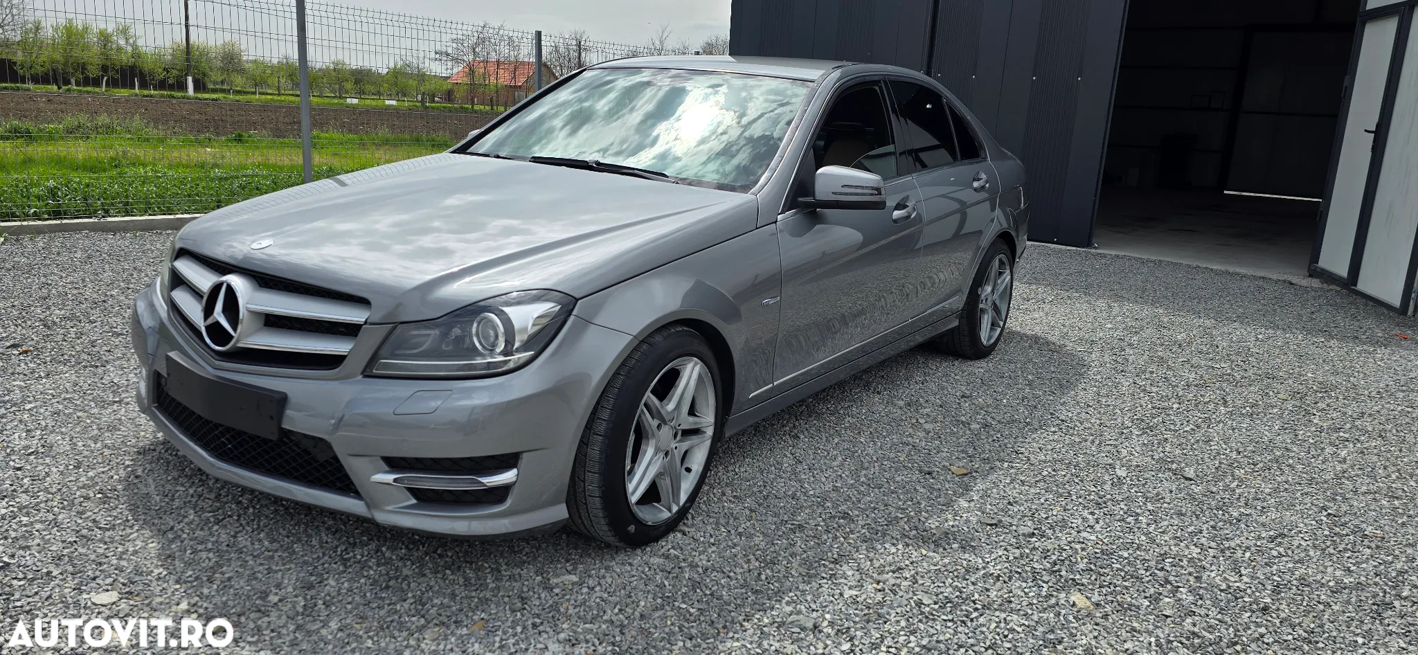Mercedes-Benz C 250 (BlueTEC) d 4Matic 7G-TRONIC AMG Line - 3