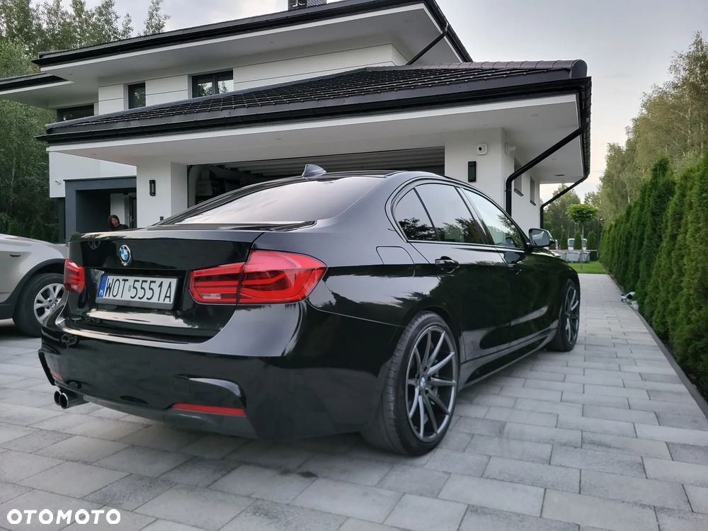 BMW Seria 3 330e iPerformance M Sport - 3