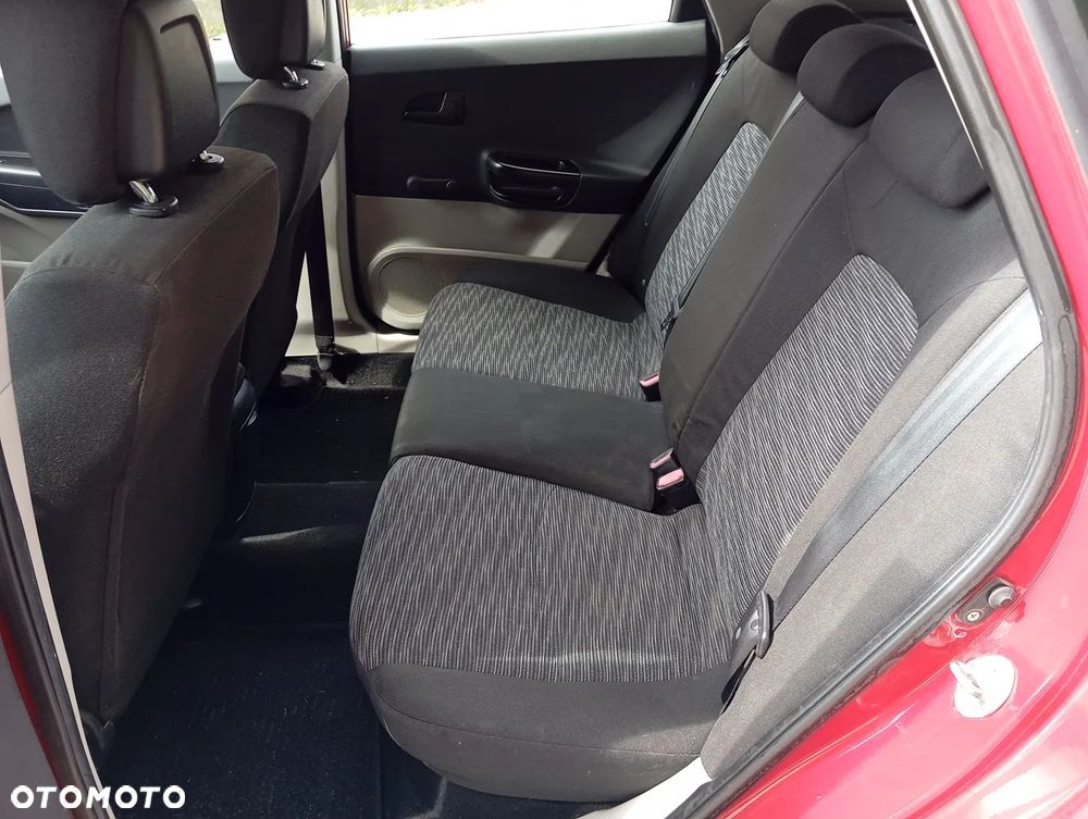 Kia Ceed Cee'd 1.4 L - 9