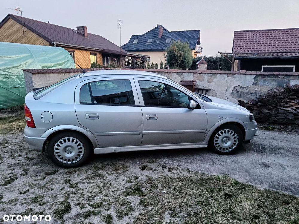 Opel Astra 2.0 DTI - 5