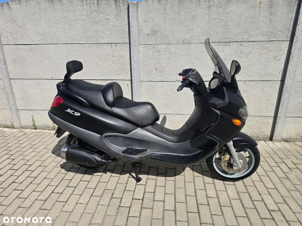 Piaggio X9 - 5