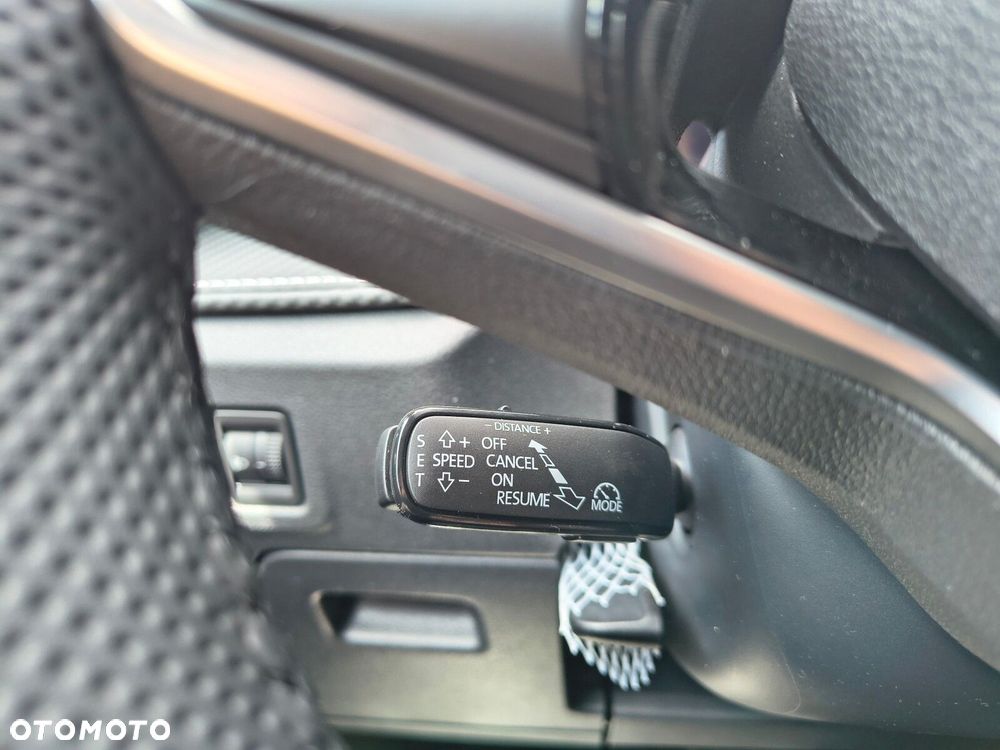 Skoda Fabia 1.0 TSI Monte Carlo DSG - 23