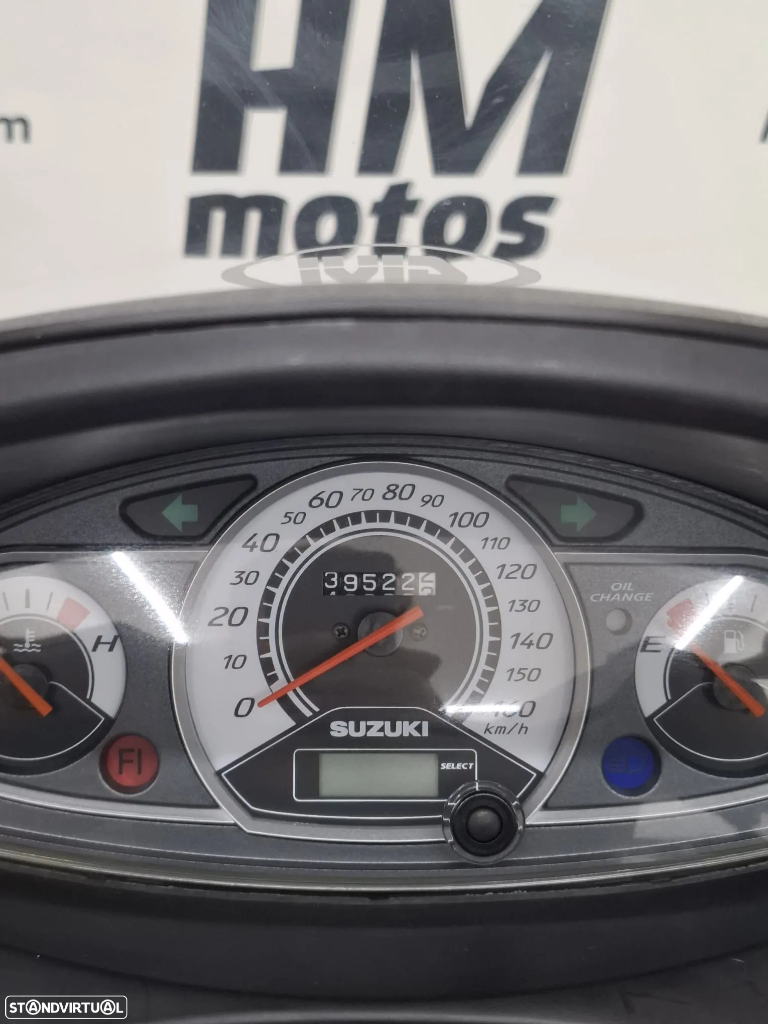 Suzuki Burgman 200 - 8