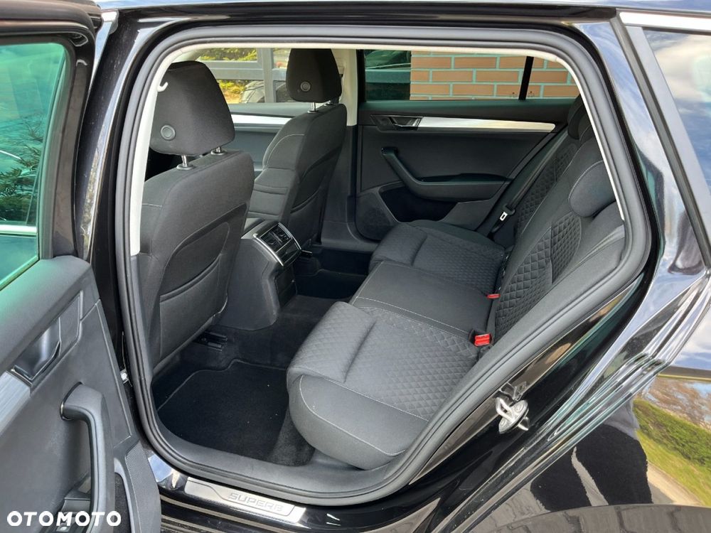 Skoda Superb 2.0 TDI DSG Style - 15