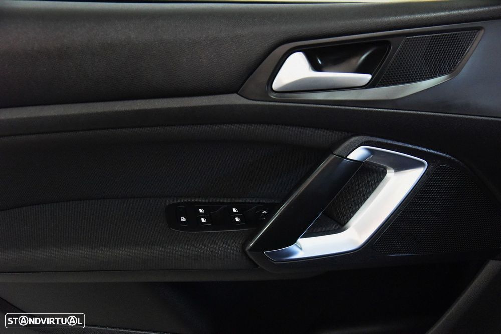 Peugeot 308 SW 1.5 BlueHDi Allure Pack EAT8 - 25