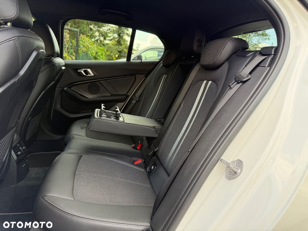 BMW Seria 1 118i M Sport Shadow - 6