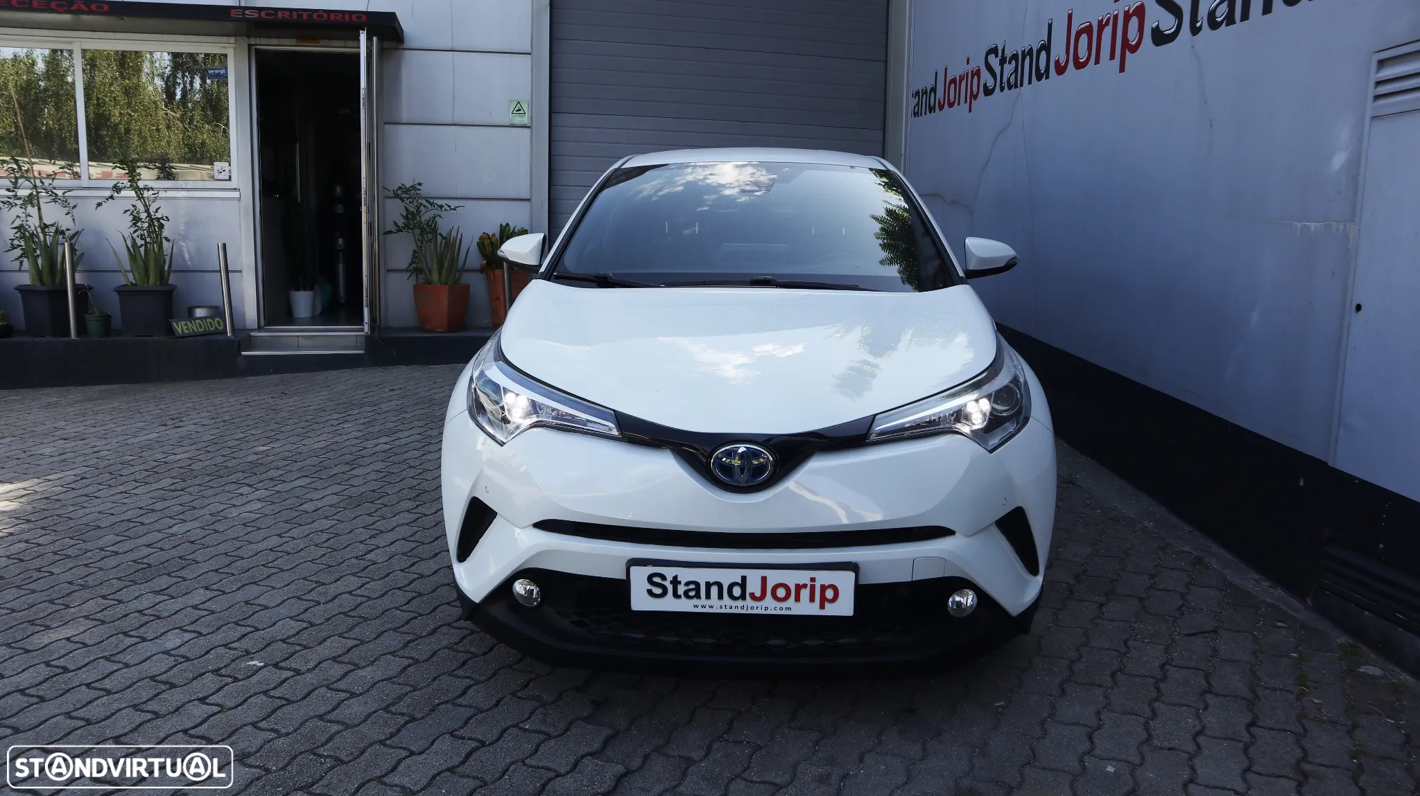 Toyota C-HR 1.8 HSD Exclusive+P.Luxury - 2