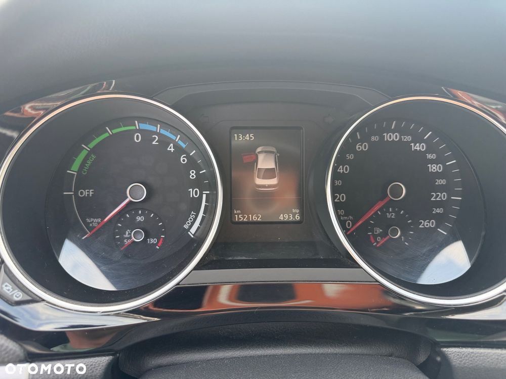 Volkswagen Jetta Hybrid - 4