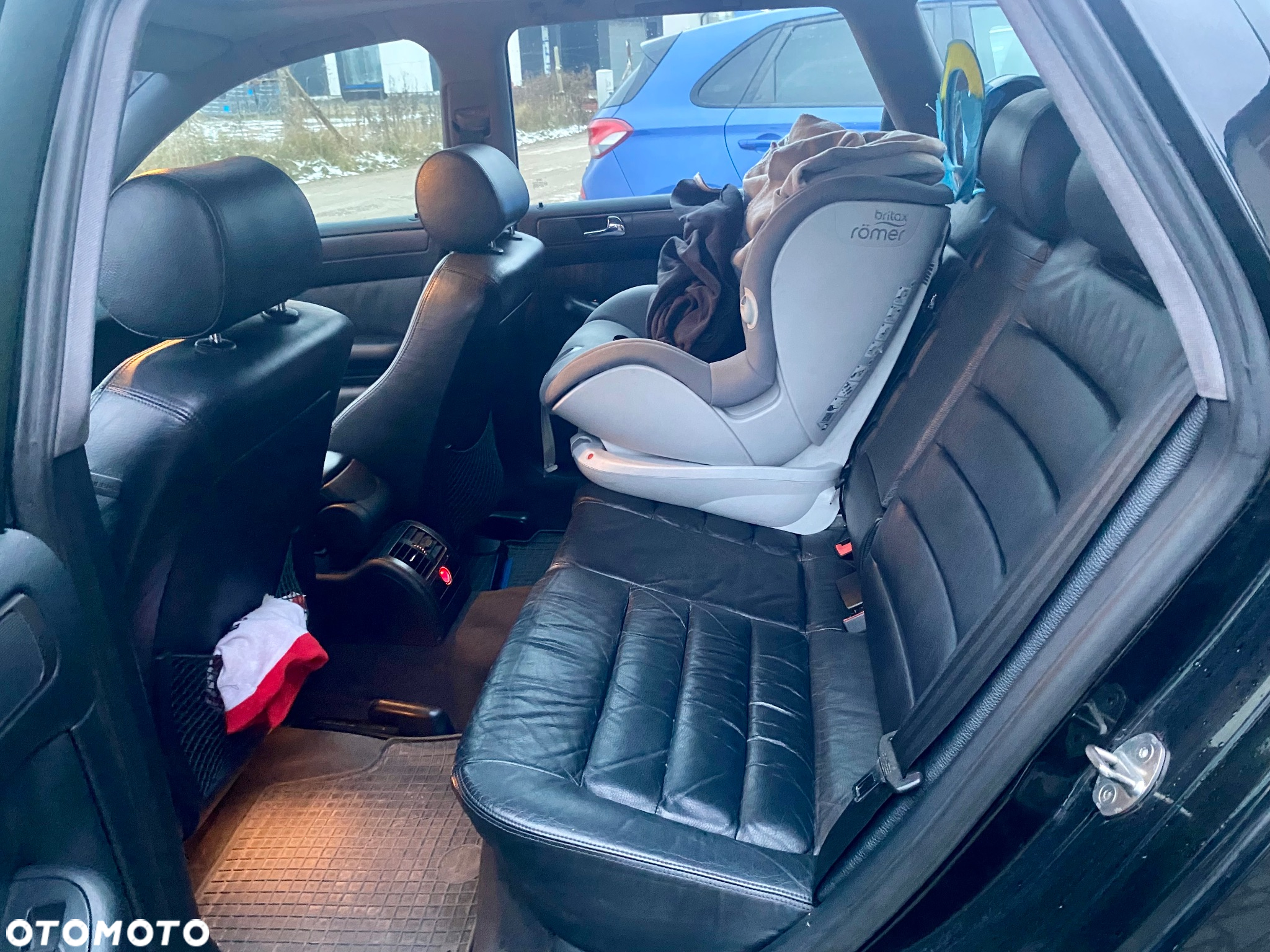 Audi A6 Avant 2.4 - 9